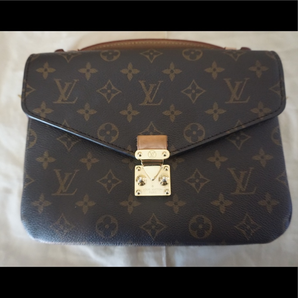 Louis Vuitton Pochette Metis
